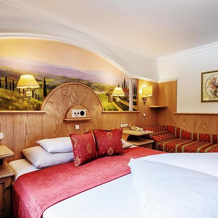 Hotel Neuhintertux Eksteriør bilde