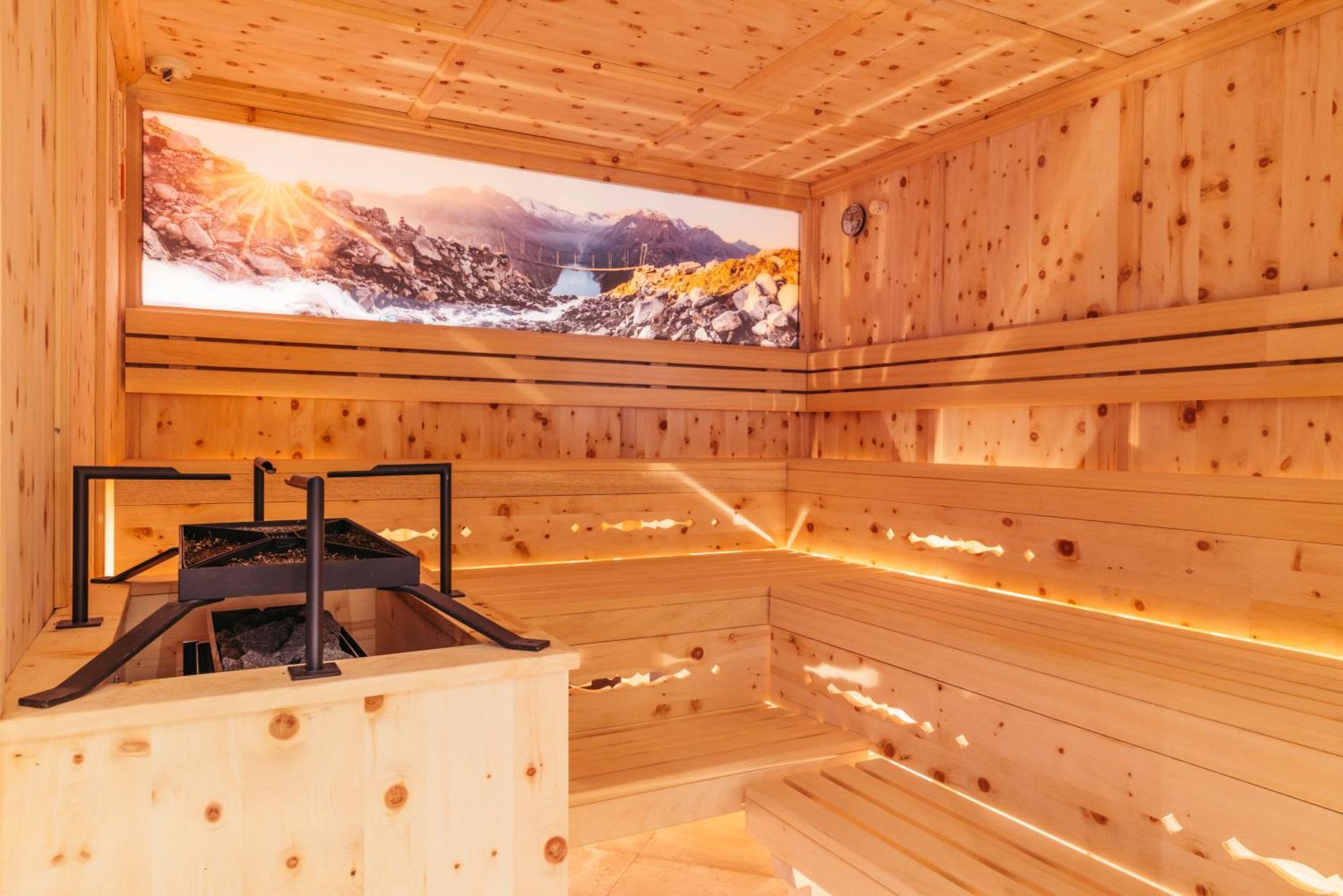 Hotel Neuhintertux Eksteriør bilde